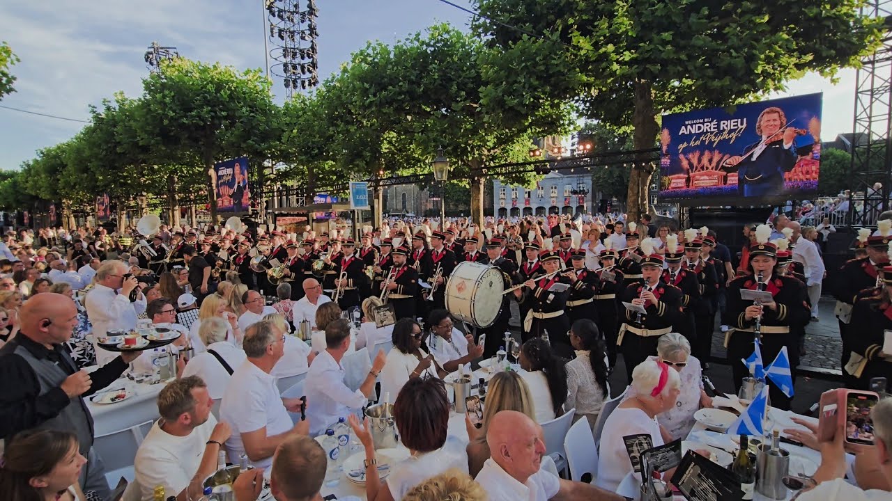 André Rieu Maastricht Sainte Cécile Marching Band in Vrijthof - July 2025 UHD 4K - Maastricht