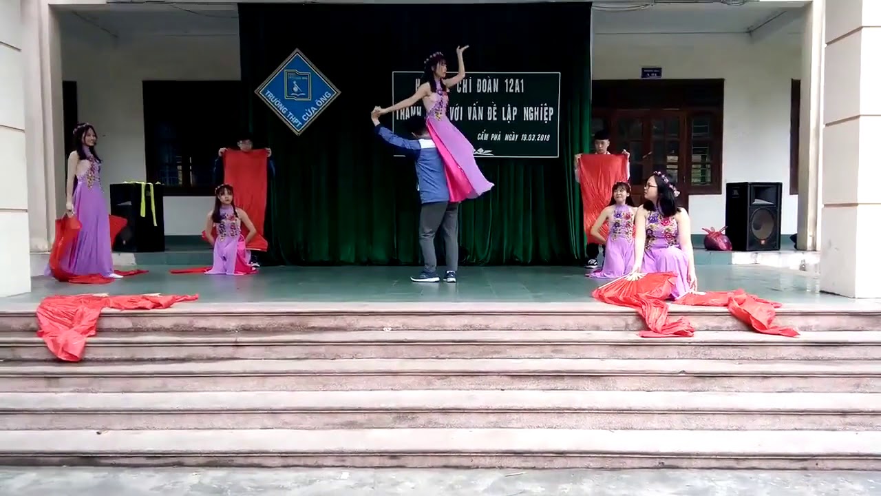 Múa giấc mơ trưa(remix) - Gấm giải nhất 12a3 - THPT Cửa Ông