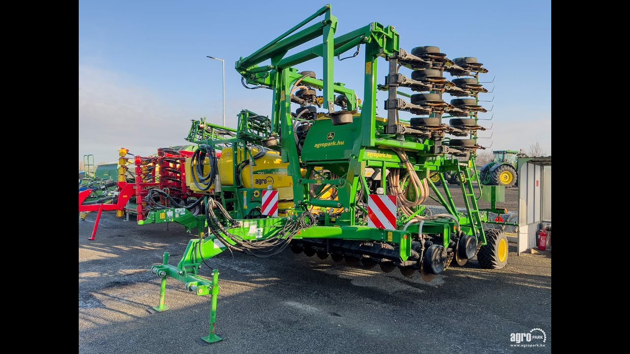 John Deere 750A