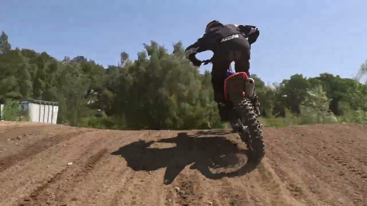 Hansi på Bökeslund MX