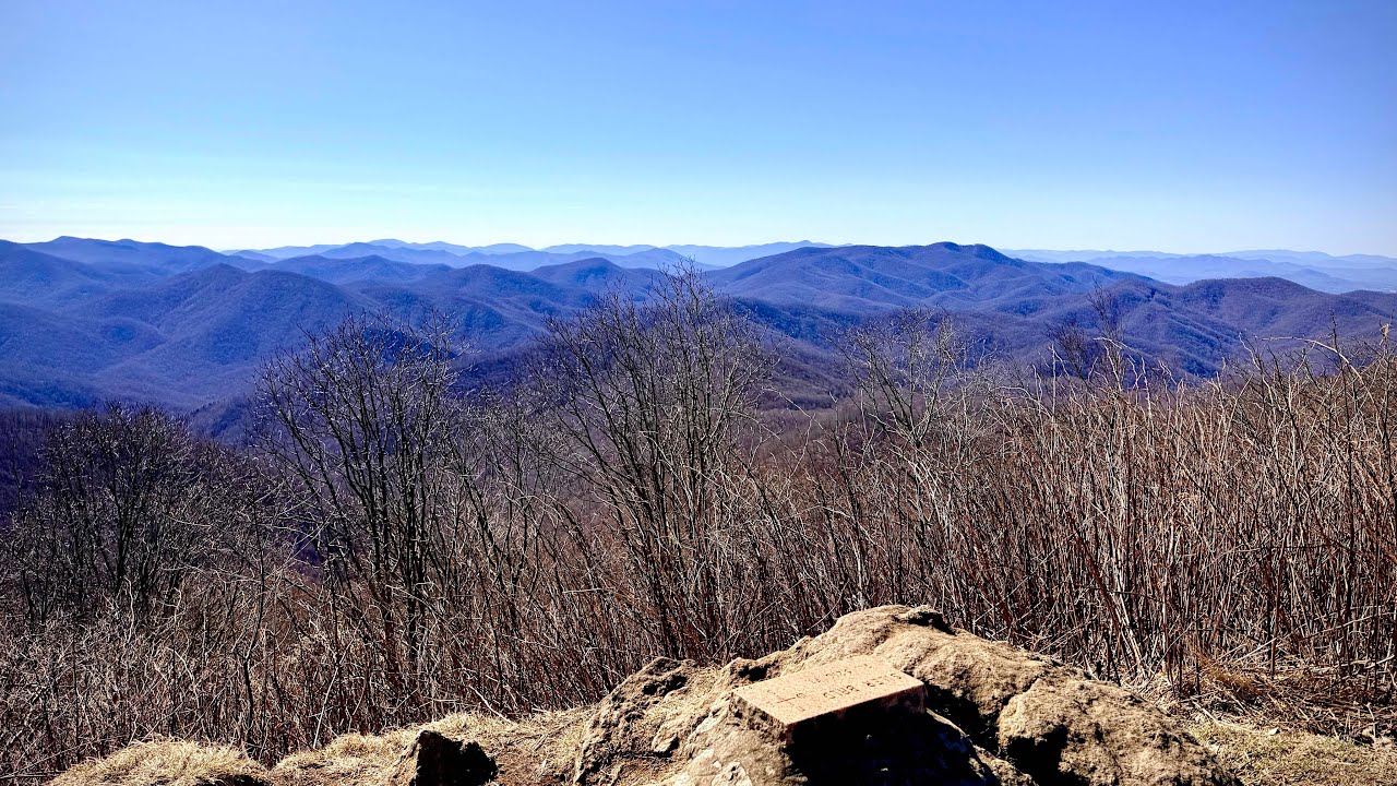VLOG #5: SILER BALD TO WAYAH BALD SHELTER. LIFE IS GOOD AGAIN!