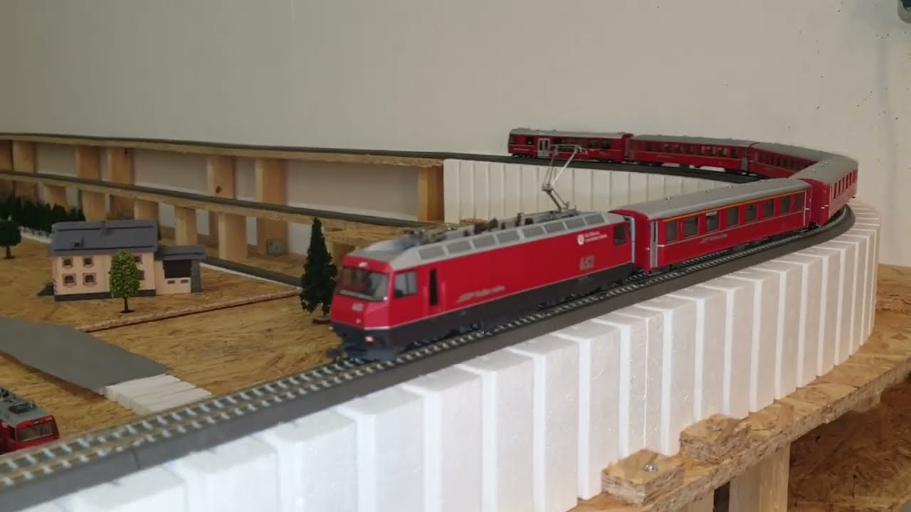 RhB Bemo im Keller # 37 - 03/25 - vom EW zum Capricorn und AGZ