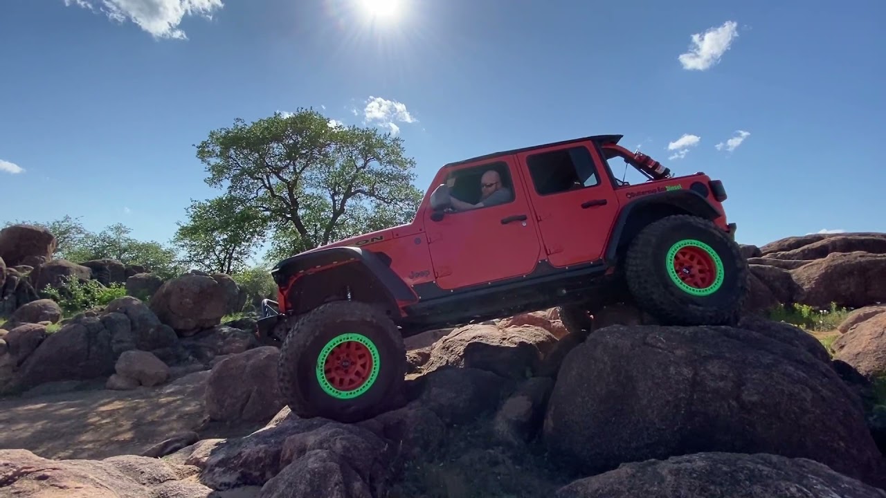 Wolf Caves, Mason Texas Day 1 in the EcoDiesel Jeep Wrangler JL