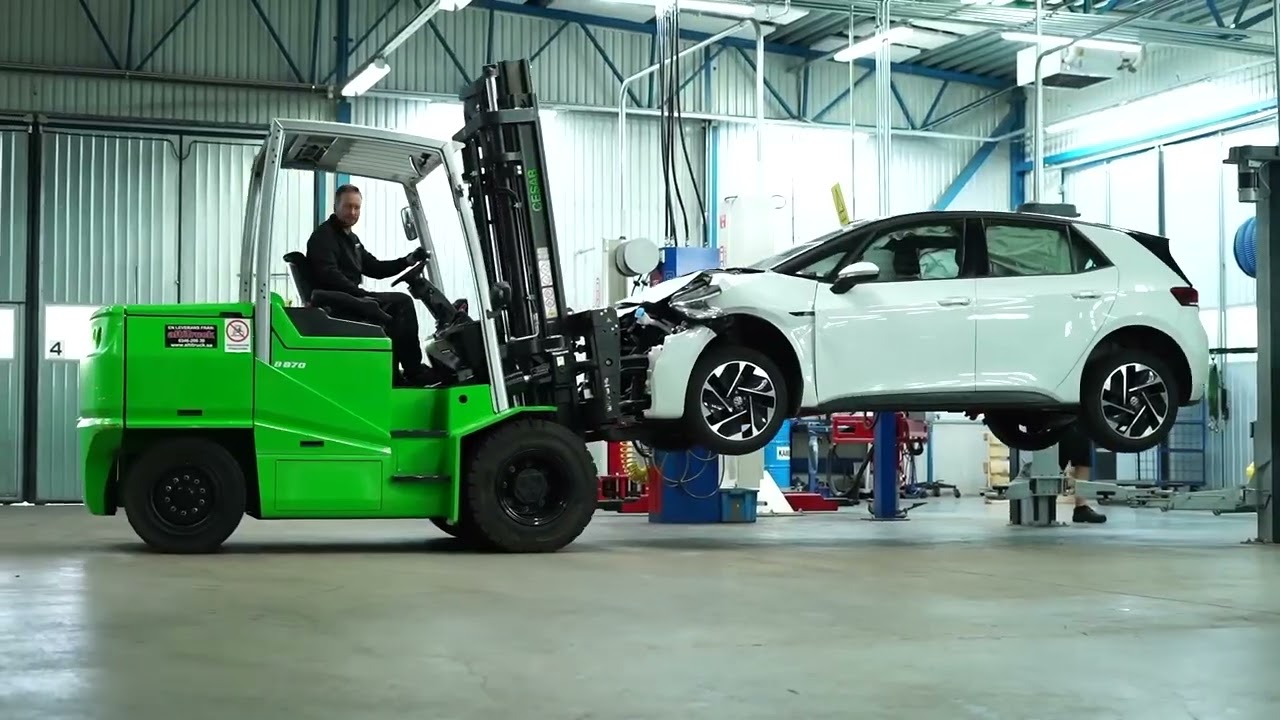 Autocirc Walters Bildelar demontering av El-bil