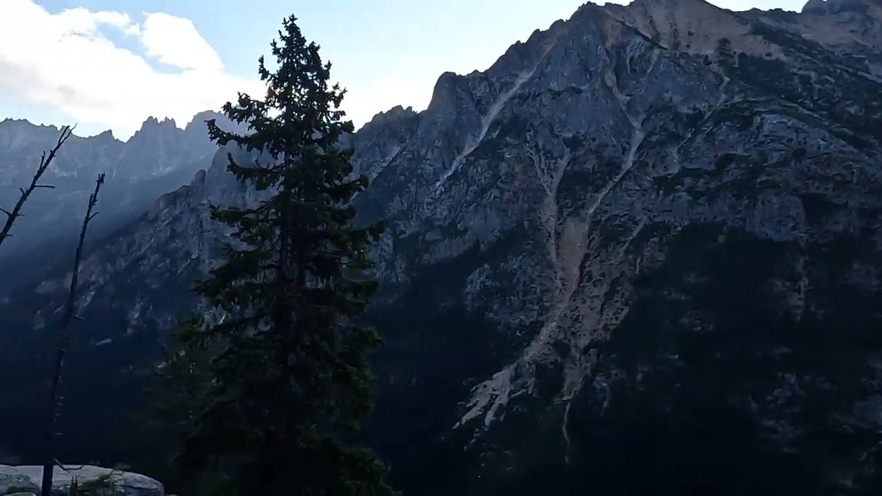 Washington Pass Overlook Trail 1