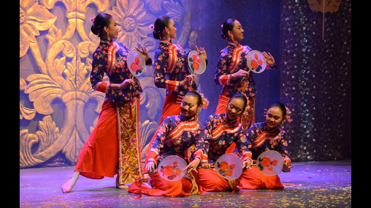 Tarian Kipas @ Panggung Seni Tradisional 2013 (4)