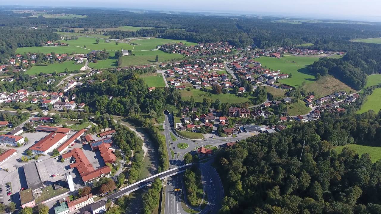DJI Phantom 4 Drohnenvideo Traunstein [4K]
