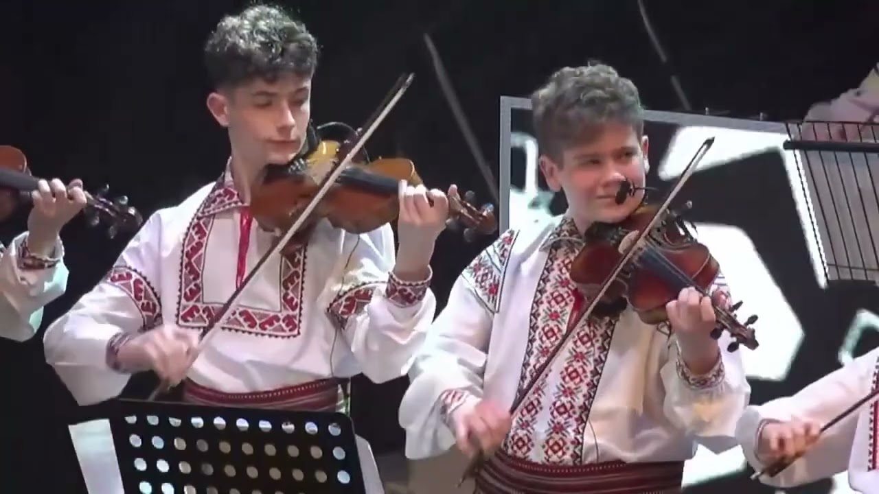 Sîrba, Hora și Bătuta. Orchestra “Ciuleandra. Școala de Arte “Alexei Stîrcea”.