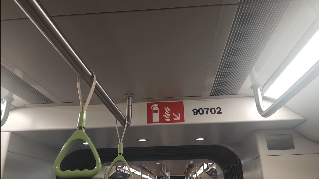 SBS Transit C951 [9070] From DT29 Bedok North To DT28 Kaki Bukit