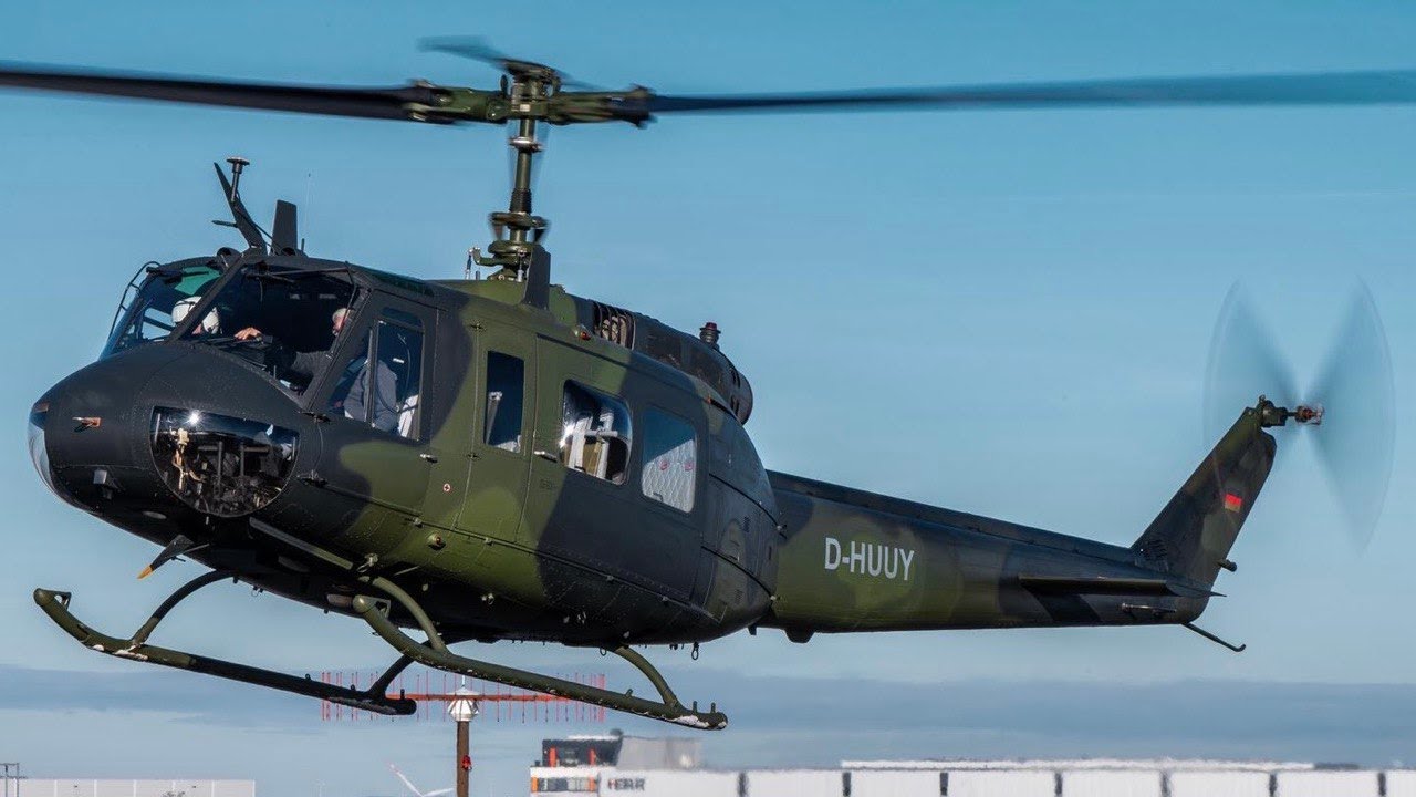 BELL UH-1D D-HUUY Take Off Siegerland Flughafen