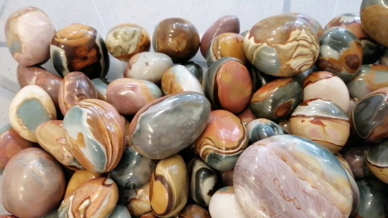 PROPRIÉTÉS DU JASPE POLYCHROME PRESENTÉ PAR LA BOUTIQUE GEMMES ET ZEN