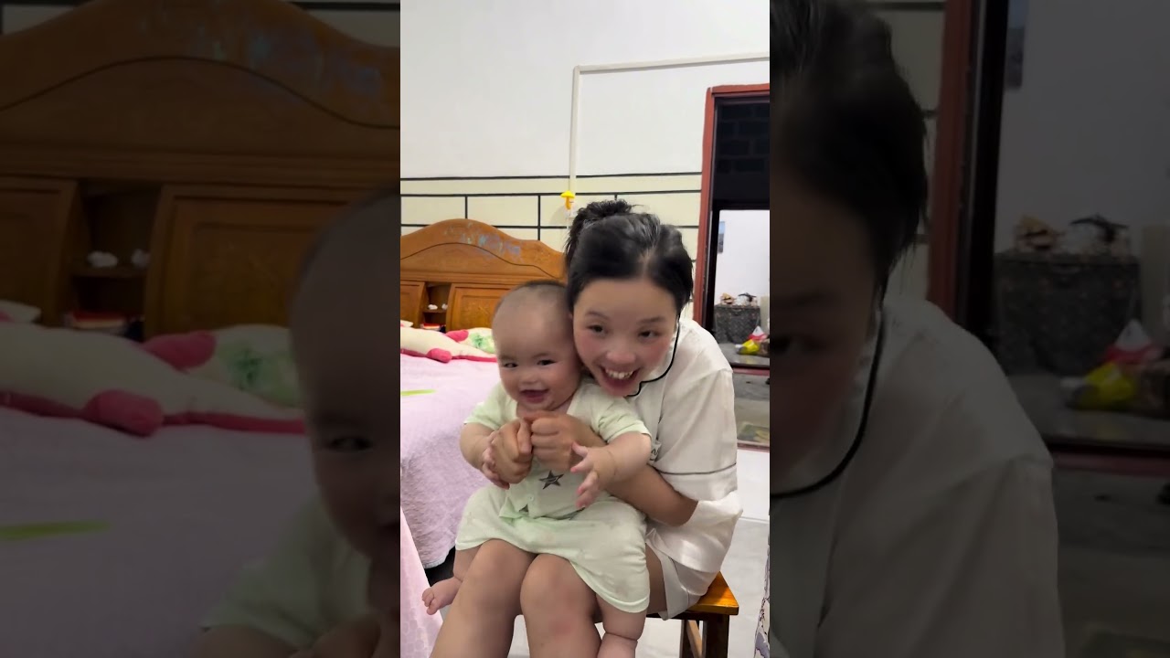 我们家小泽泽真好玩可喜欢笑了#爱笑的宝宝很可爱