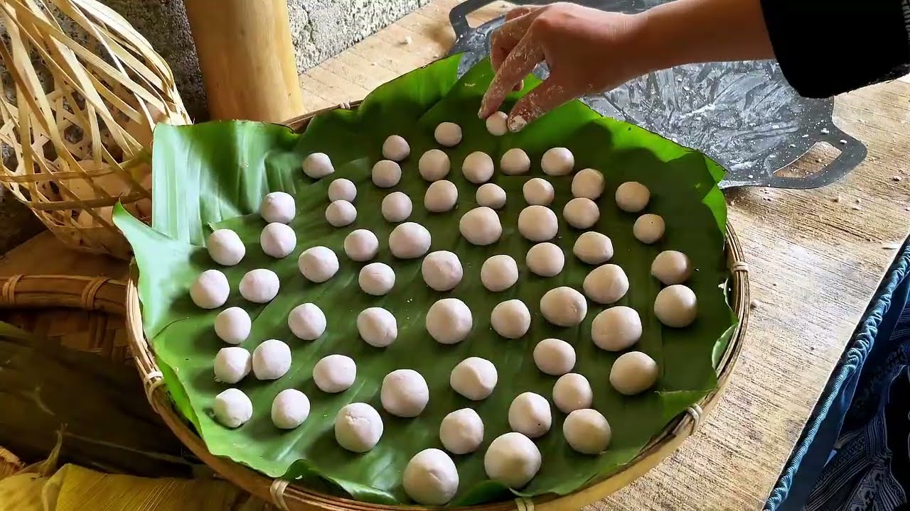 Hành Trình Làm Ra Chiếc Bánh Ngô Của Người H'Mông