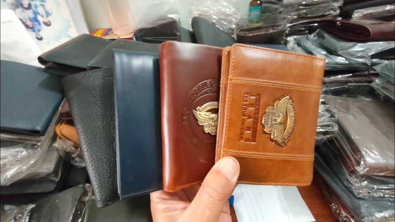 Xả hàng cuối năm , ví da bò thật 100% giá rẽ 