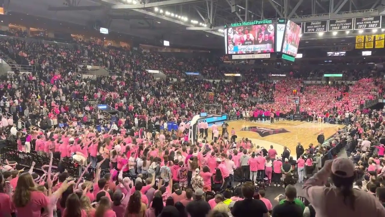 Providence Friars Fans Sing “You Belong With Me” by Taylor Swift (Full Version)