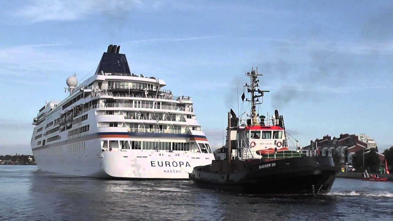 MS EUROPA in Wilhelmshaven