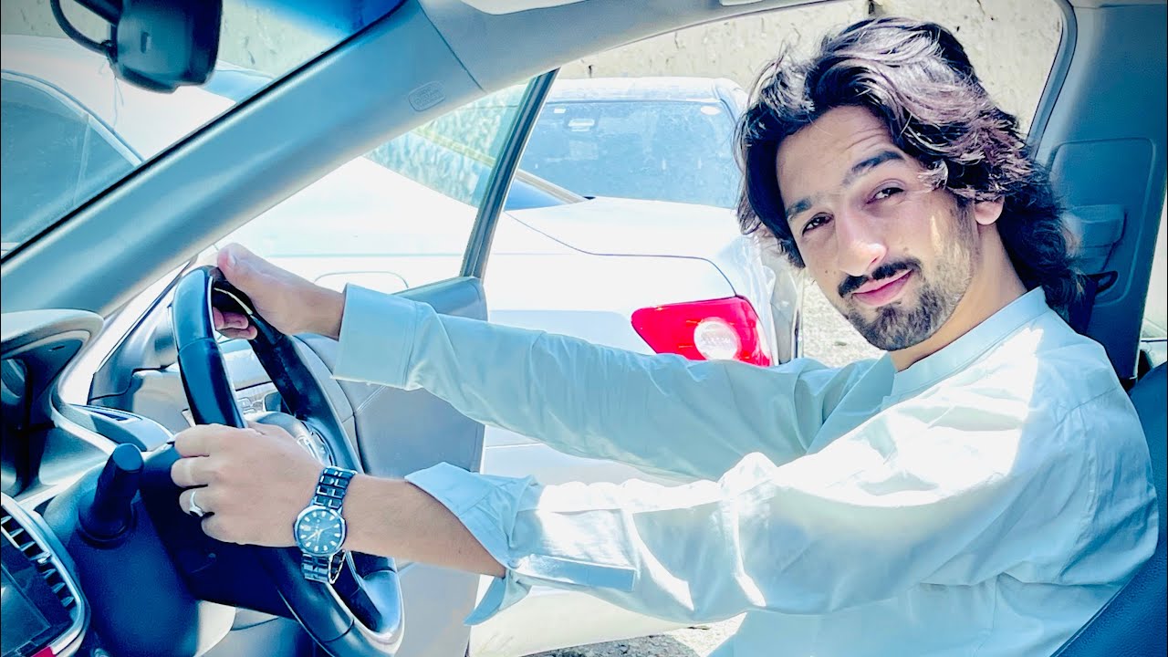 Nayab motor Bargen ma 2 lack ke b car mal jati hn 😳❤️