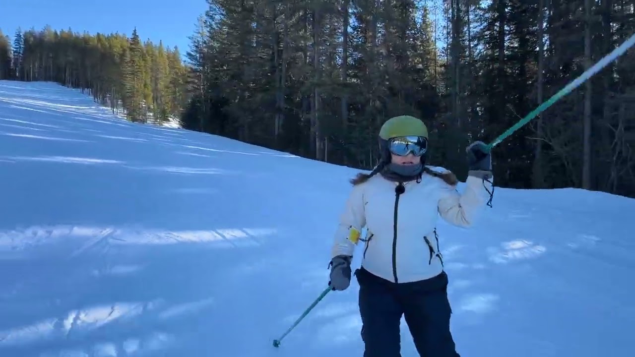 Mic’d up ski with Dee