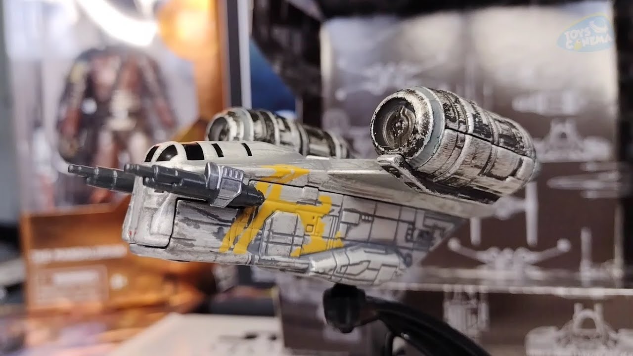 RAZOR CREST HOT WHEELS ESCALA 