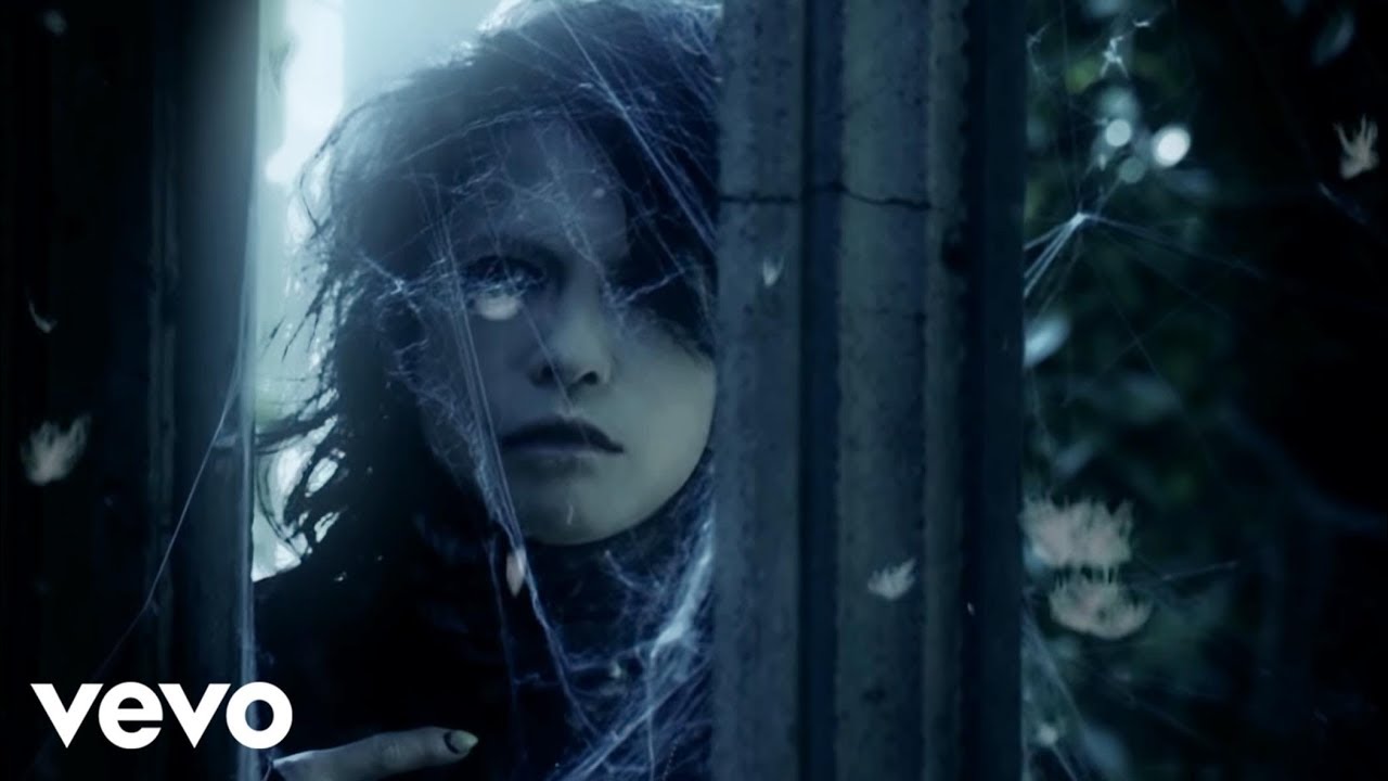 VAMPS - VAMPIRE'S LOVE　- Japanese Version -