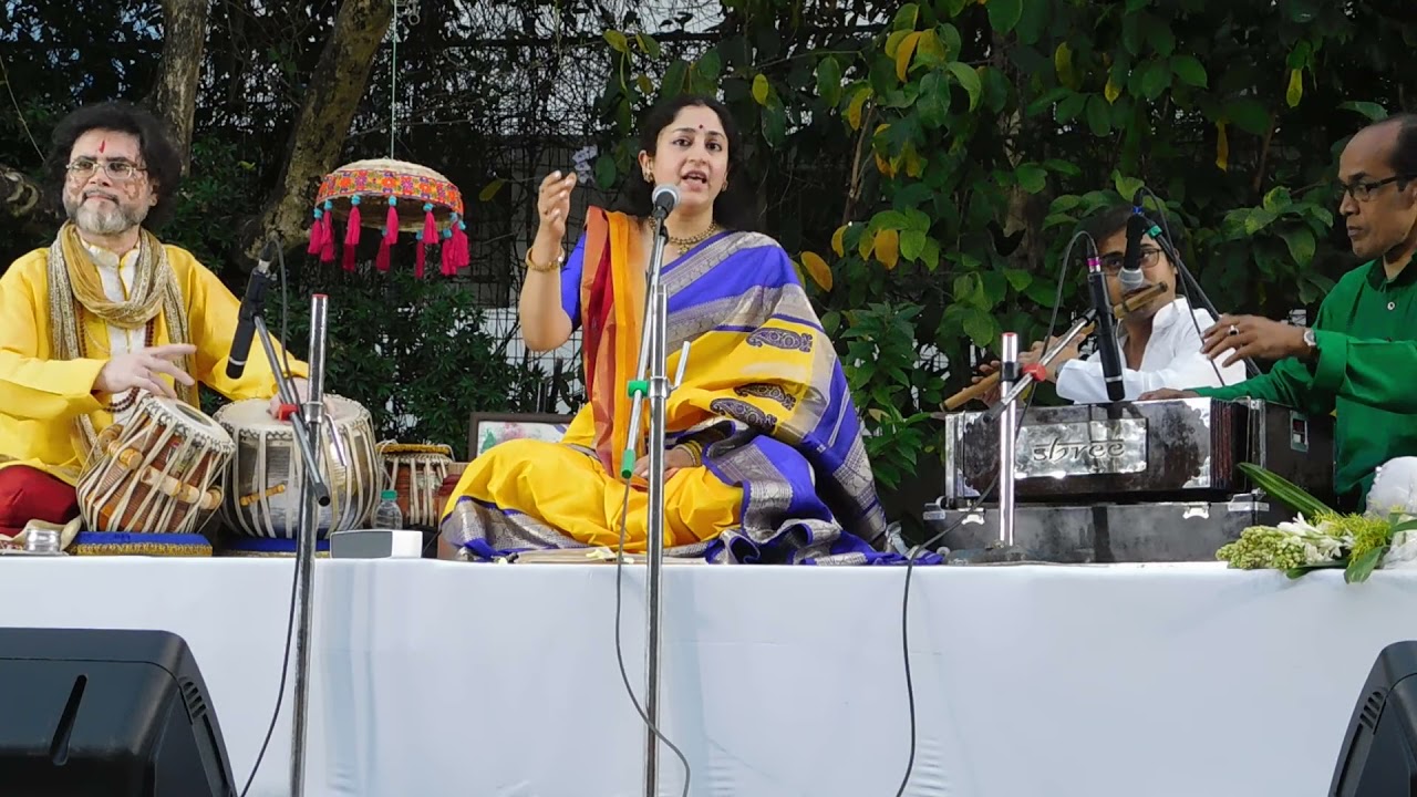 Satrangi Rangraliya live at the Alka Jalan Foundation