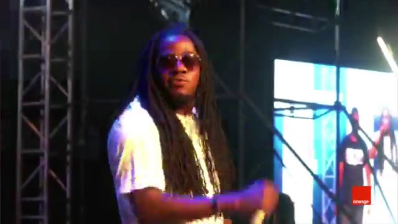 Maahlox sur la scène " show by Orange " 2018