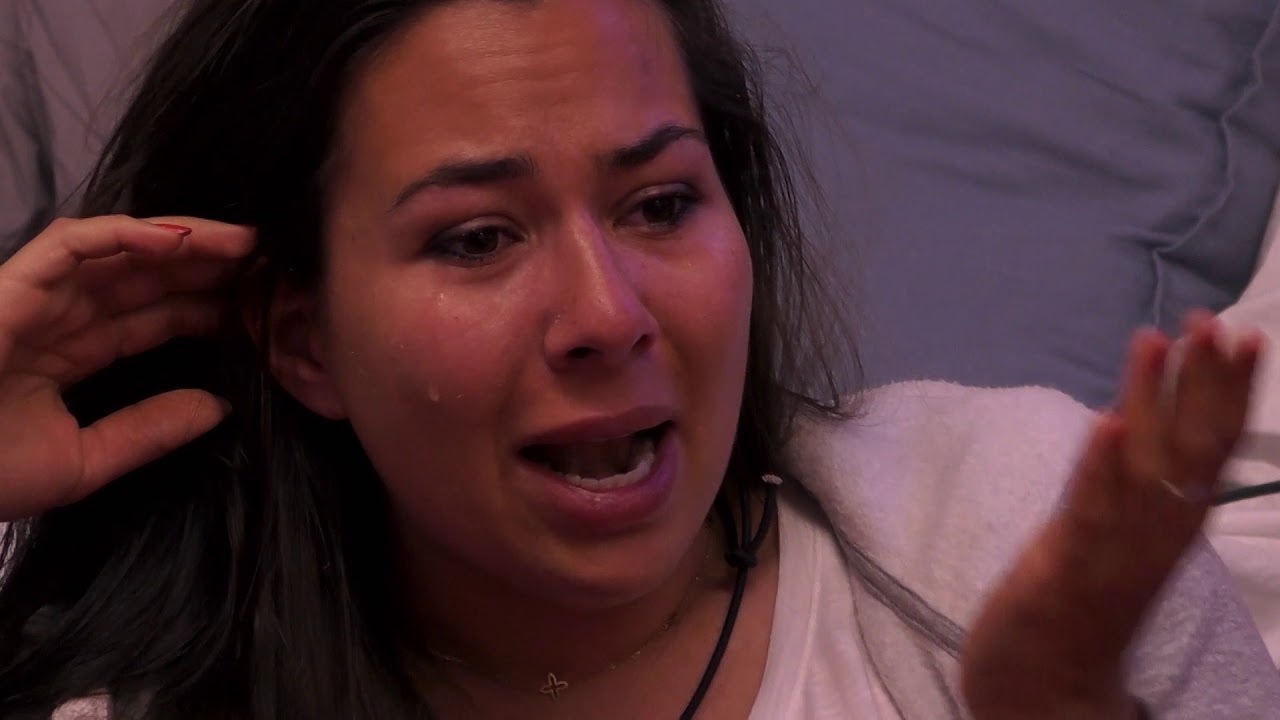 Kasia popłakała się przez Pawła. Poszło o chleb [Big Brother]