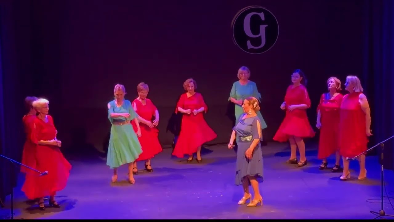 Coro de castañuelas La Encina