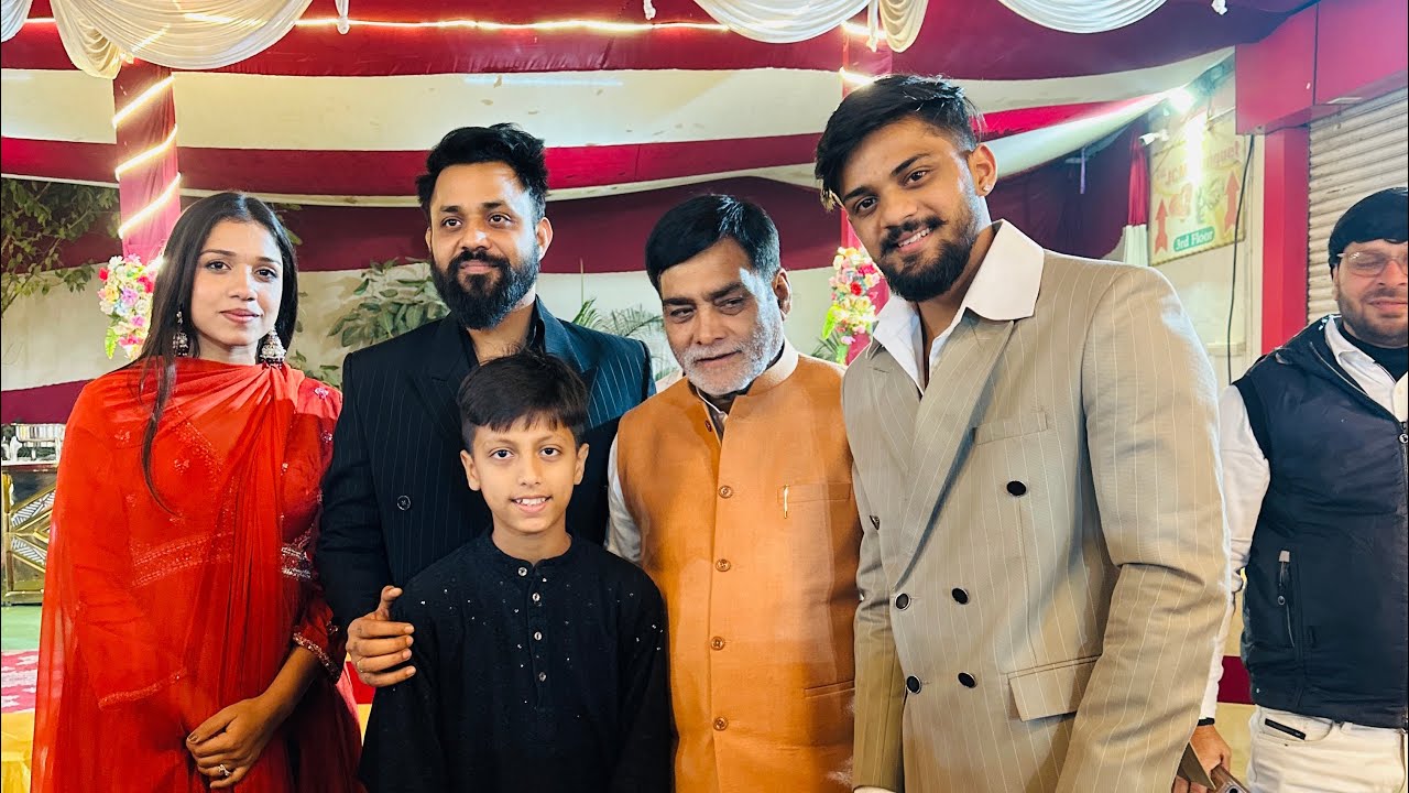 Shadi mein aye vidhyak ji  | Mahi bohot dusturb ho gayi | Reception look 😍 
