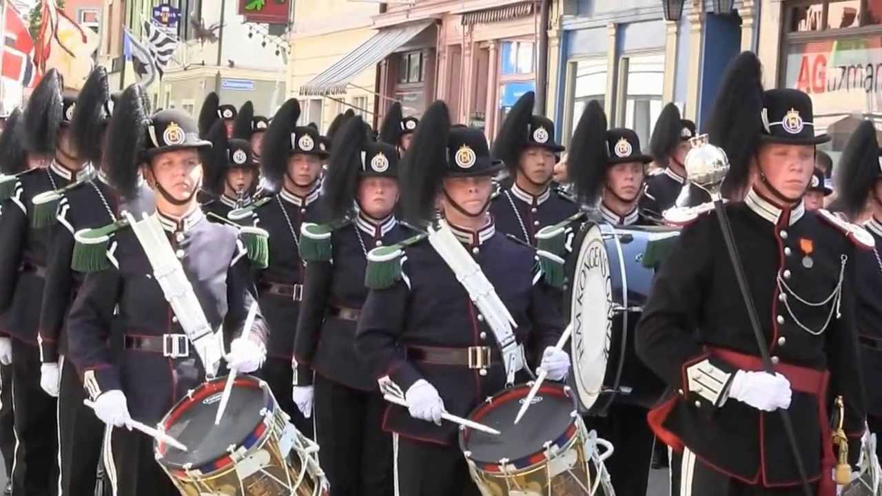 HMKG Basel Tattoo Parade 2013