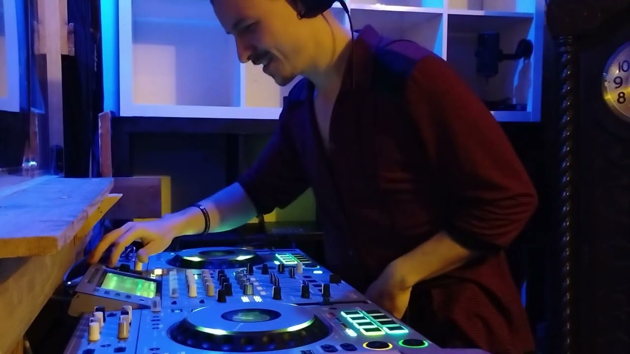 montreal UKG takeover *Robinhood 2hr set*