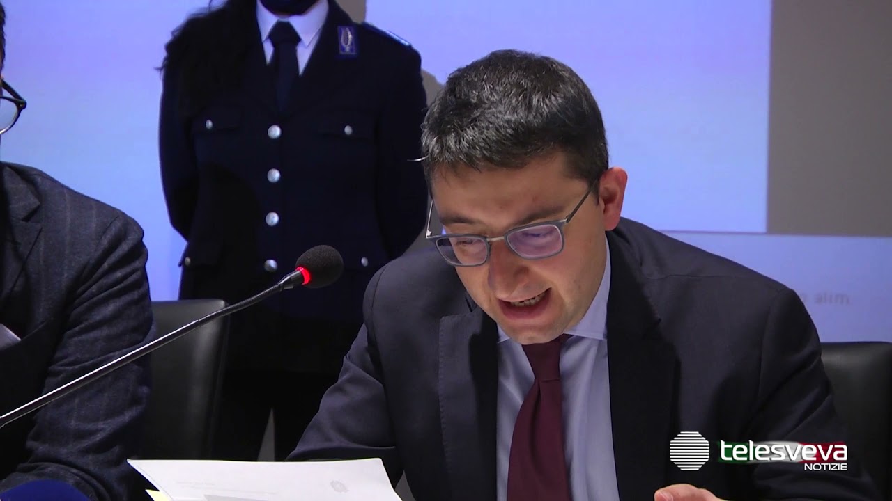Corruzione nel carcere di Trani, favori in cambio di soldi: arrestati due agenti penitenziari