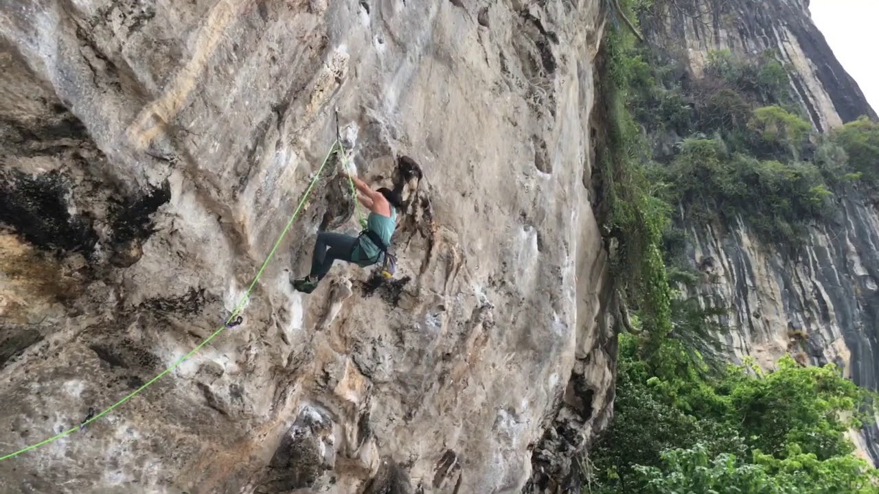 Phet Maak (Very Spicy) 7c+/8a | ปีนผา ต้นไทร | Tonsai | Thailand