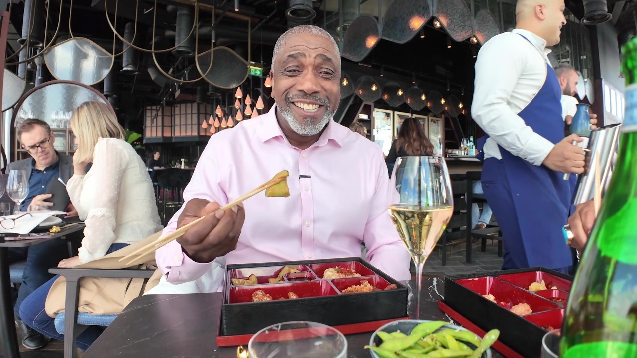 We Ate at Gordon Ramsay’s Lucky Cat On The 60th Floor: Is Sky High Dining Worth The Price?