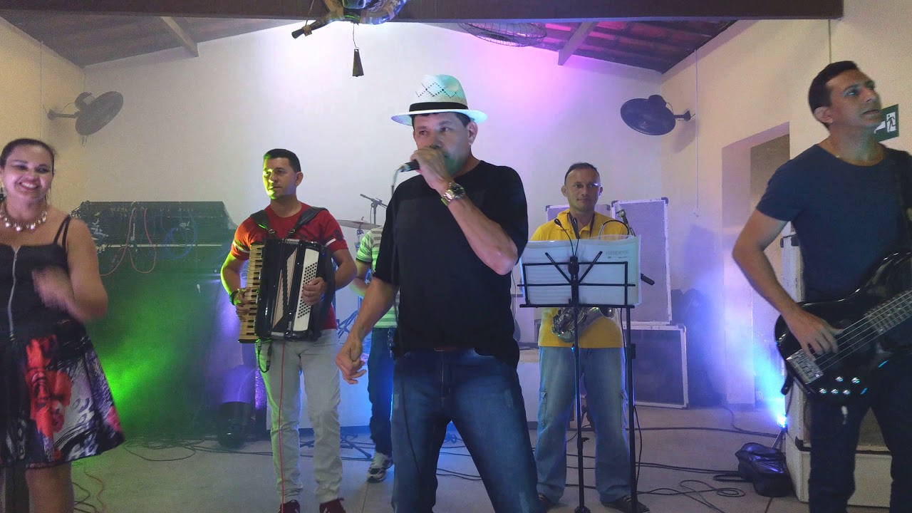 Forró melhor no sítio da vovó joia no dia 24/06/2018