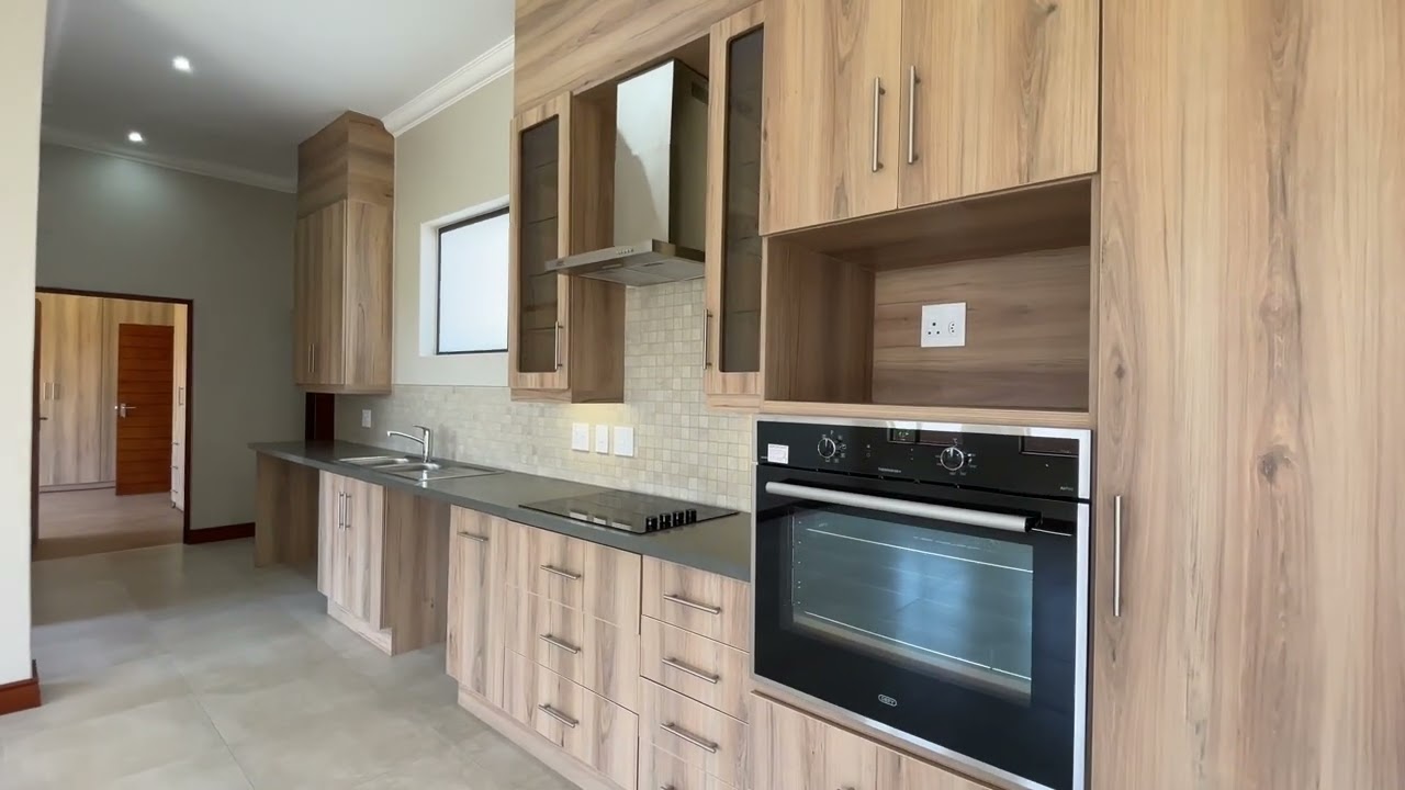 R17 900 | 2 Bedroom Townhouse For Rent in Retire at Midstream