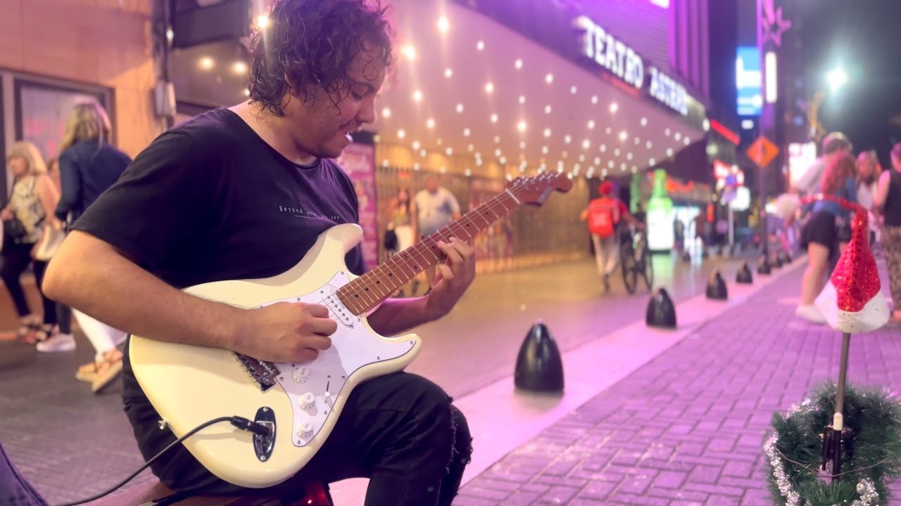 Alphaville - Big In Japan - Street performance - Cover by Damian Salazar
