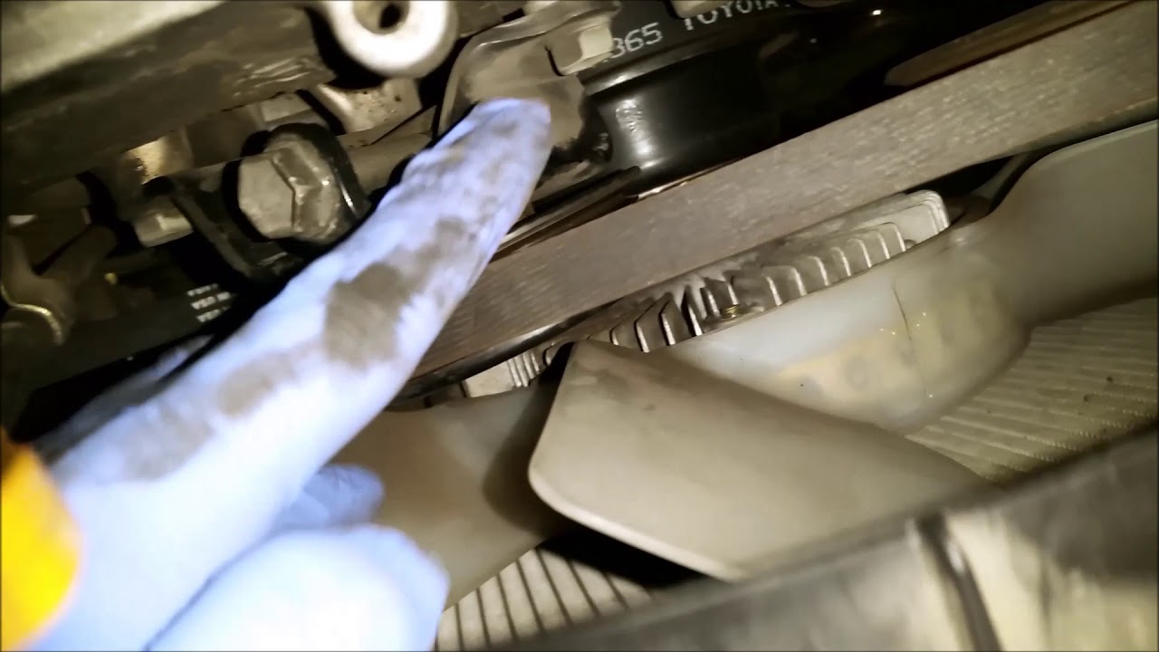 2004 Toyota Tacoma 2.4L P/S idler pulley replacement
