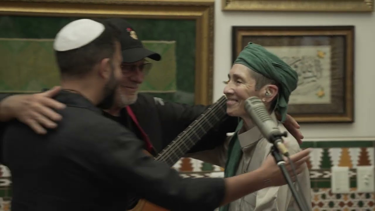 Alma Sufi ft. Leon Gieco 