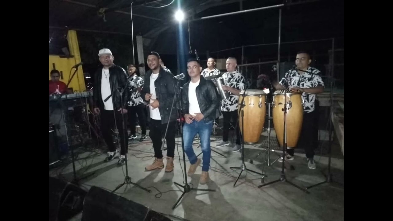 Me Haces Bien     Super banda versatil  mix.. raspacanilla   musica bailable  romantica