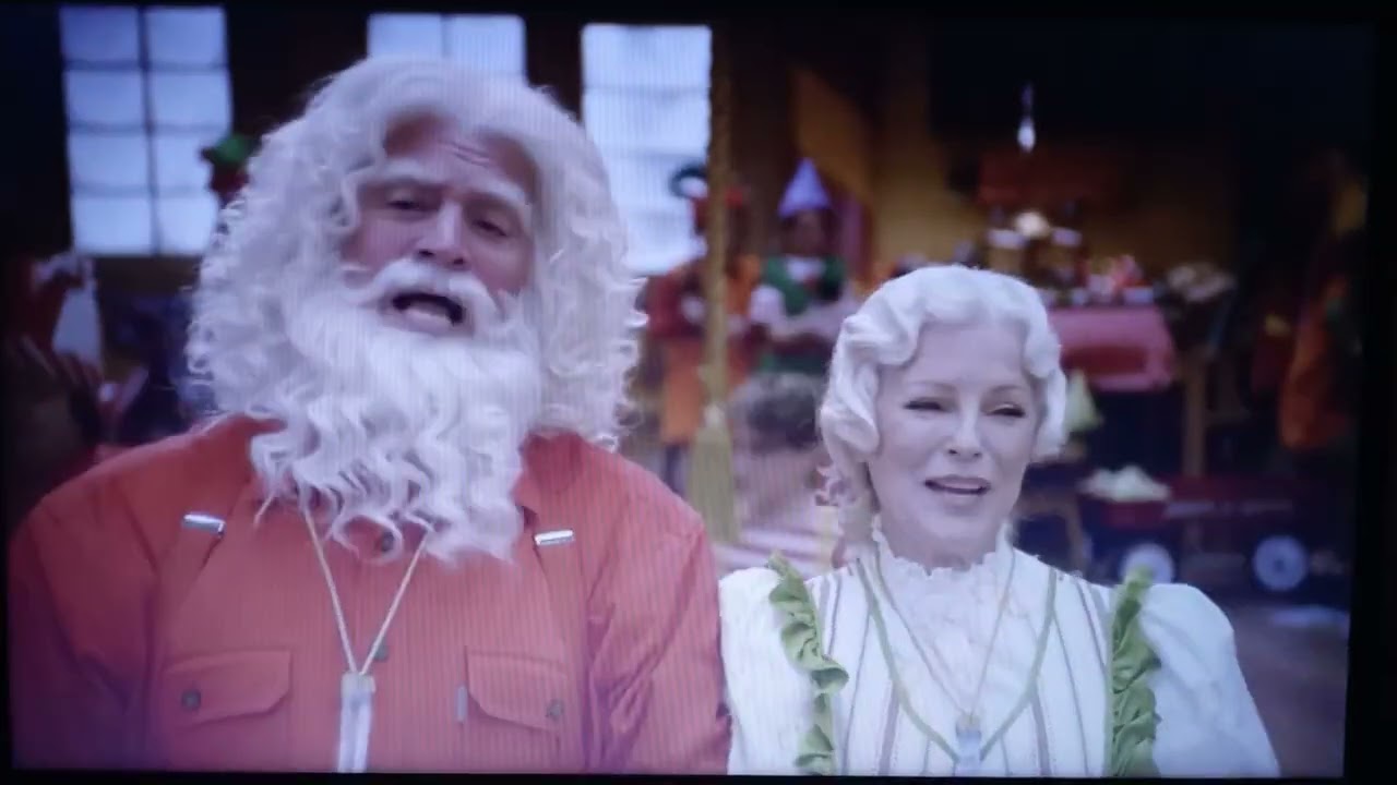Santa paw 2 clip