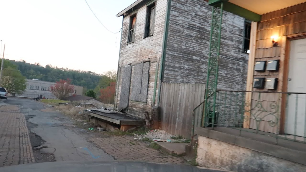MCKEESPORT PENNSYLVANIA HOODS (PITTSBURGH SUBURB)