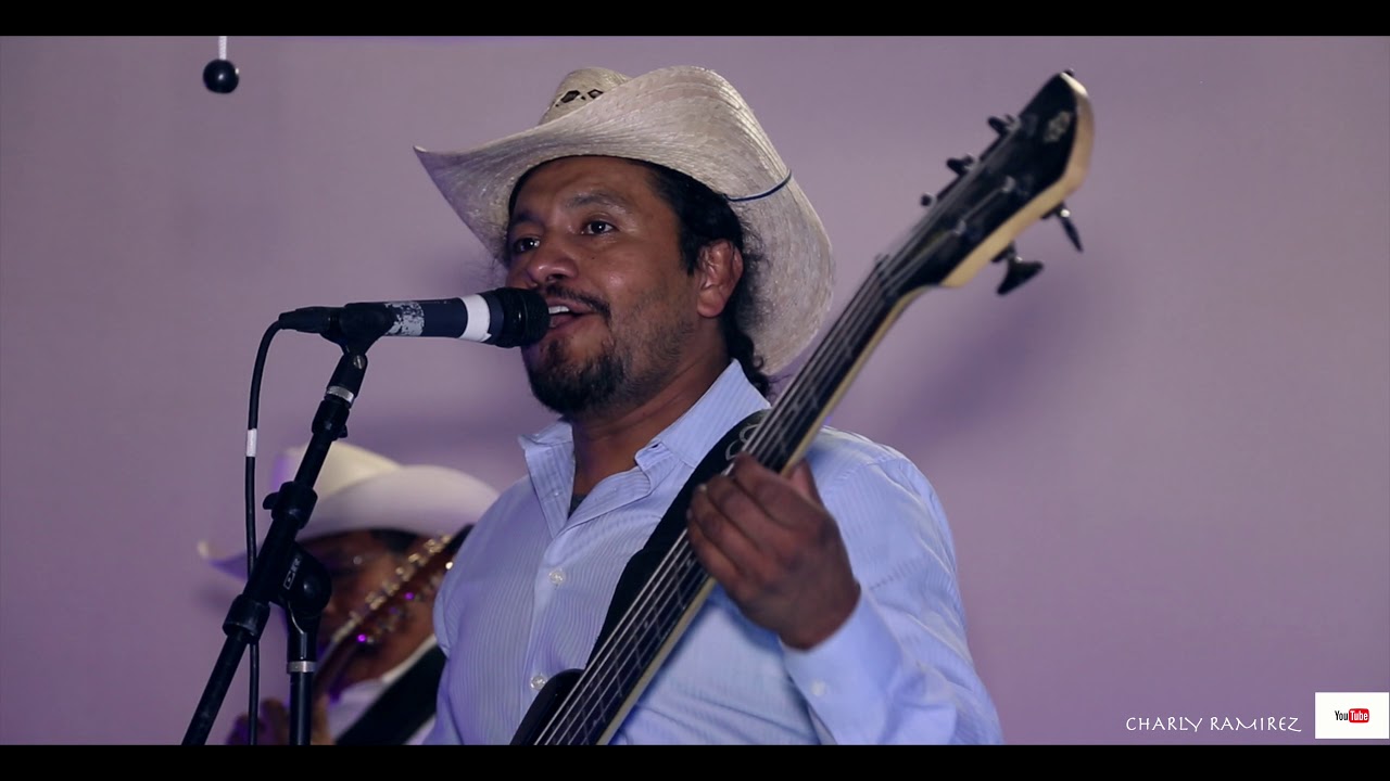 EL AYUDANTE CHARLY RAMIREZ EN VIVO