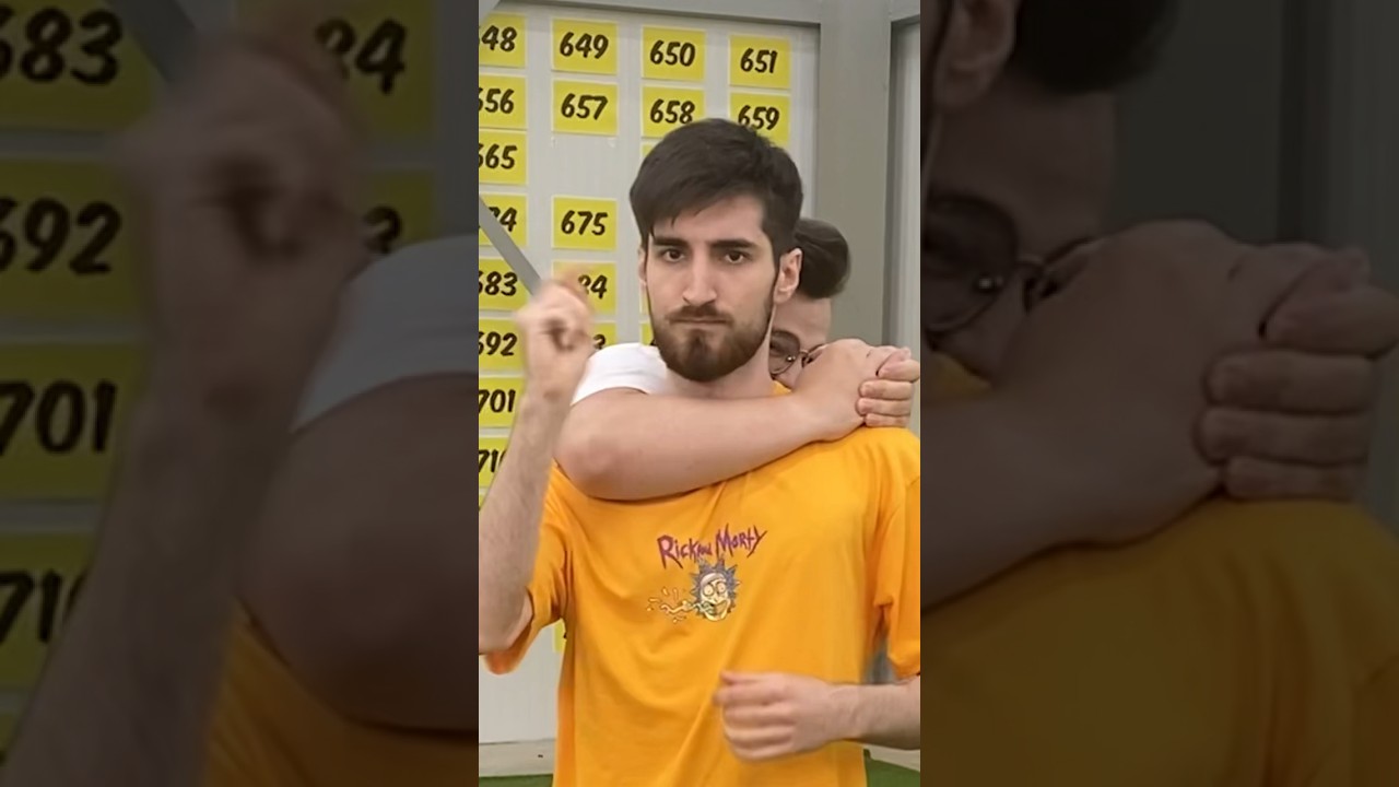 Valeriu Coadă te &icirc;nvață cum să scapi &icirc;ntr-o SITUAȚIE EXTREMĂ!! 😱😅 #tiktokromania #valeriucoada