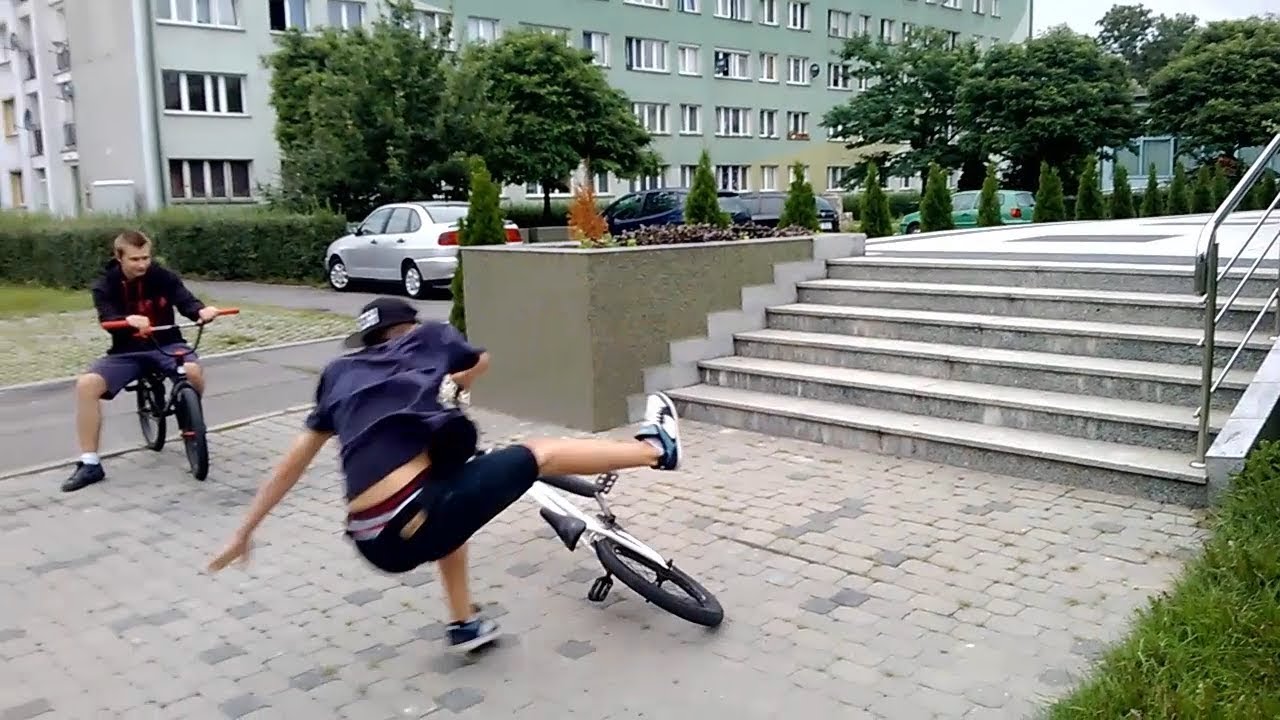 Newi BMX - Moje Gleby / Obrociki / Jak zrobić 360 z 5 schodk&oacute;w