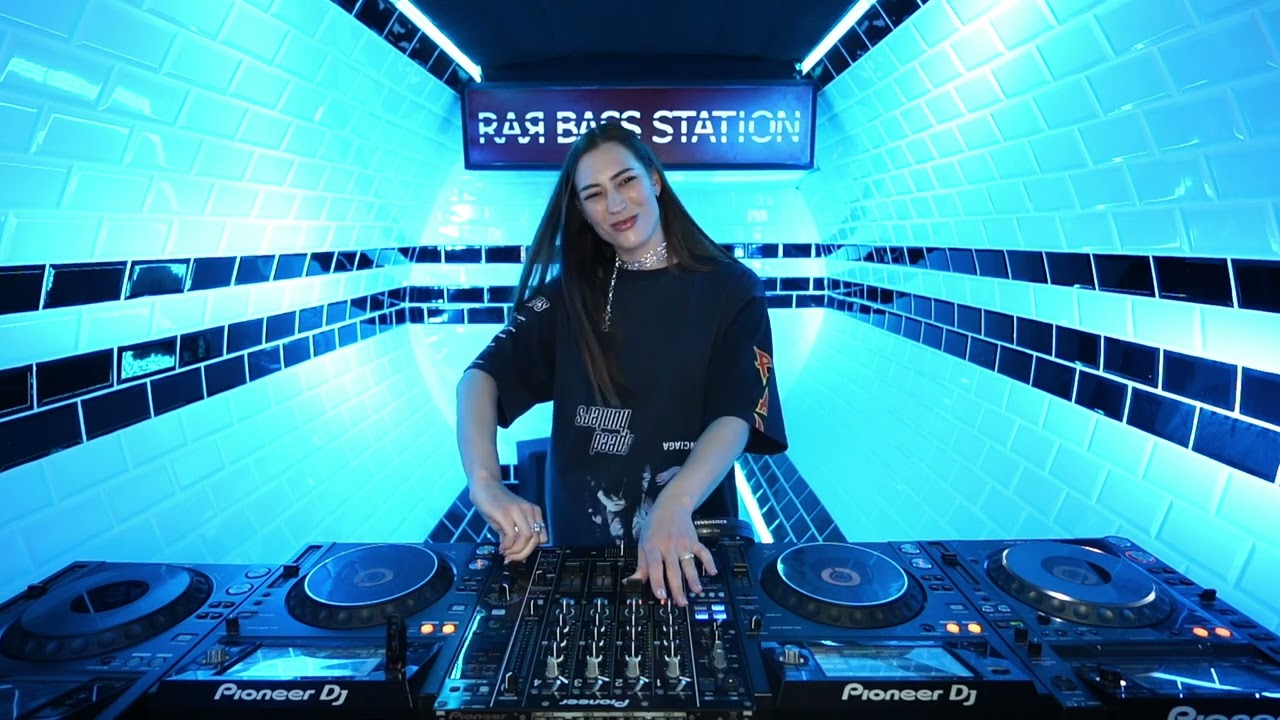 NURE / 156 BPM - BASS STATION 2 - 070 / MELODIC HARD TECHNO
