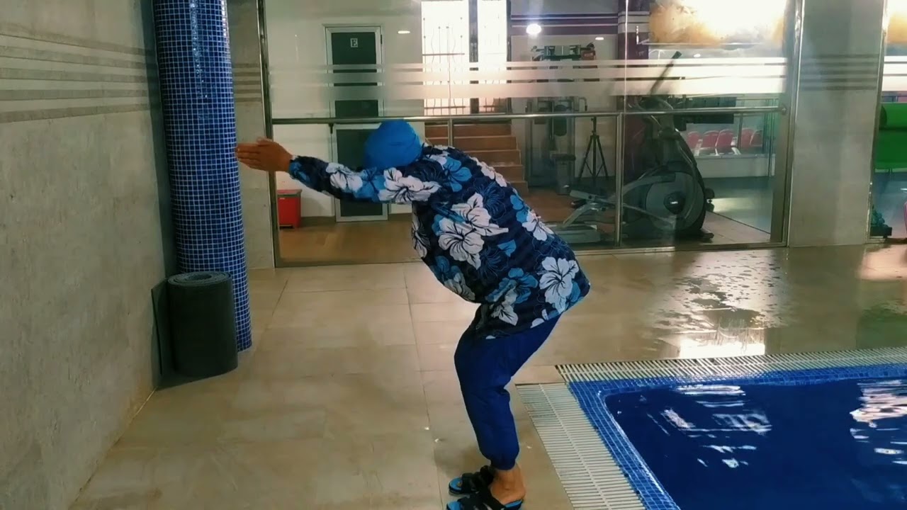 تعلم سباحة الصدر (la brasse) و الوقوف على سطح الماء 🌊