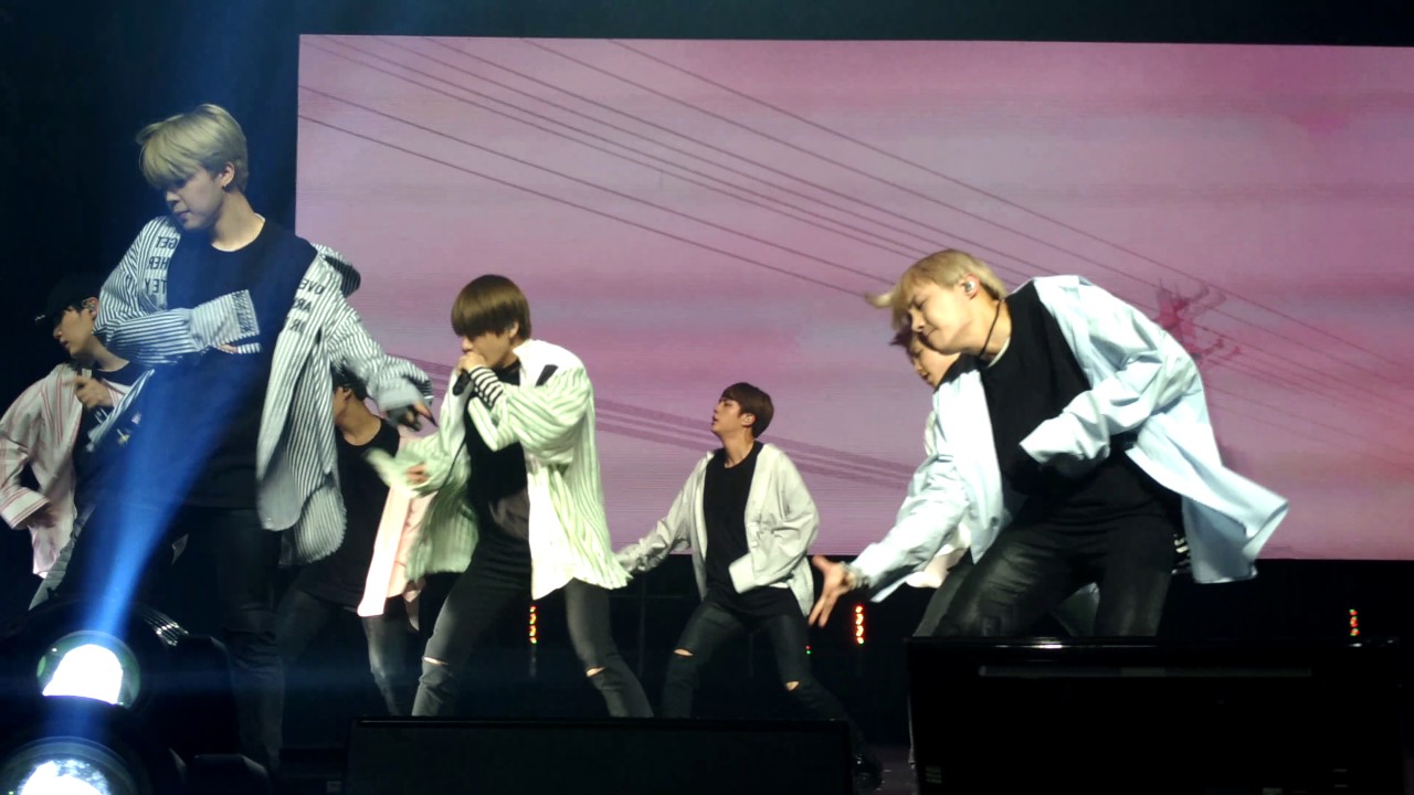 [4K] 170319 방탄소년단 (BTS) - 봄날 SPRING DAY @ THE WINGS TOUR IN BRAZIL