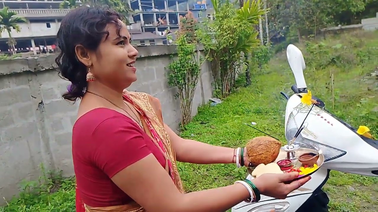 Mahindra rodeo RZ scooter vlog.