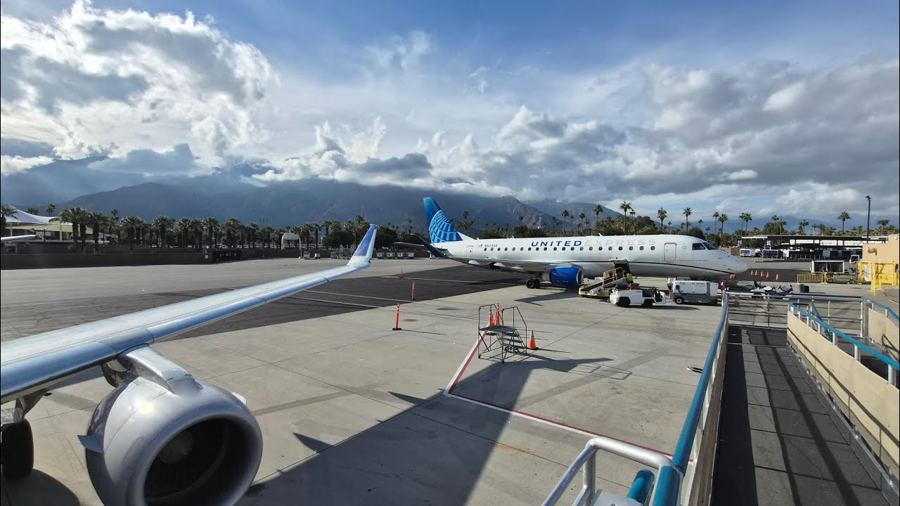 Easy Trip with Delays and cancelations !!!